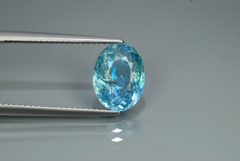 Genuine 100% Natural Blue Aquamarine 2.74ct 10.5x8.0 SI1 Ceylon Srilanka