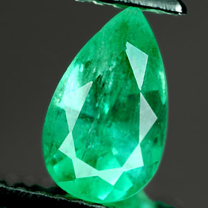 Genuine 100% Natural Colombian EMERALD 1.12ct 8.7 x 5.3 x 4.7mm Pear