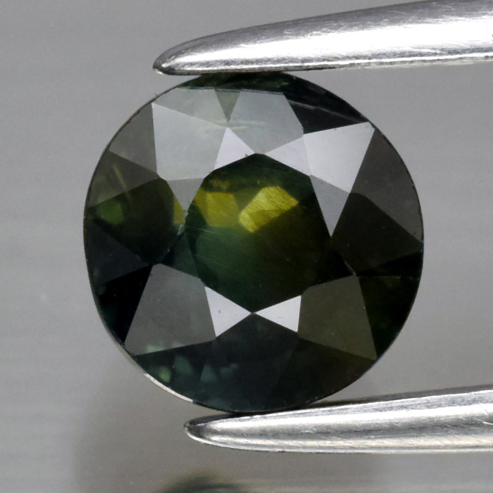 Genuine 100% Natural Green Sapphire 1.14ct 5.6 x 5.6mm Round Cut SI1 Clarity