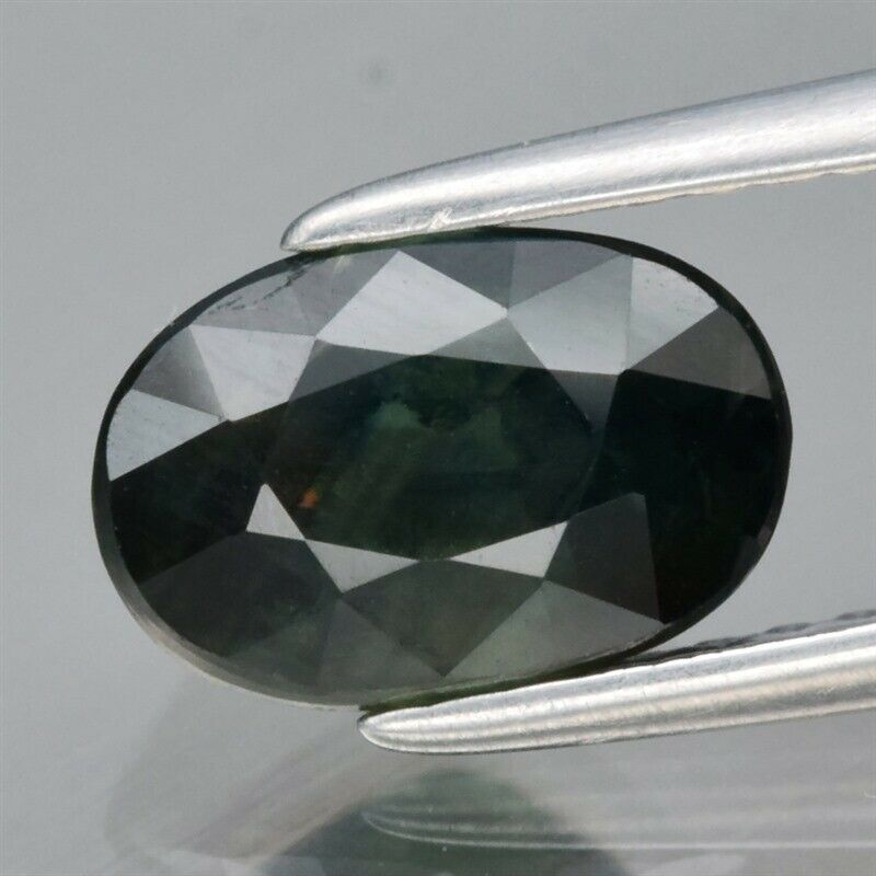 Genuine 100% Natural Green Sapphire 2.08ct 8.0 x 5.4mm Oval SI1 Clarity