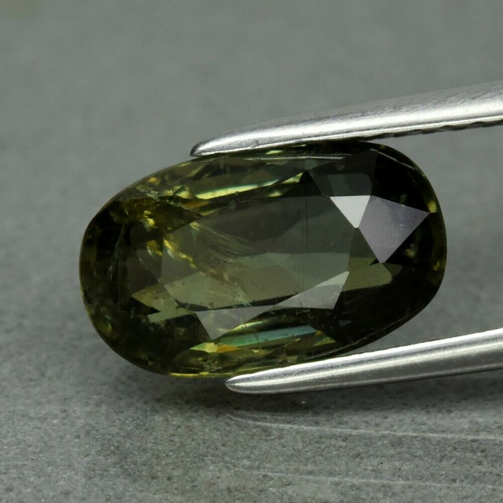 Genuine 100% Natural Green Sapphire 2.99ct 10.3 x 6.2mm Oval SI1 Clarity