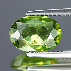 Genuine Green Sapphire 3.40ct 10.6 x 7.5mm Thailand VS1