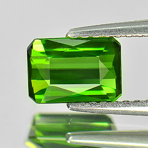 Genuine 100% Natural Green Tourmaline 1.06ct 7.2 x 5.0mm Octagon VVS Clarity