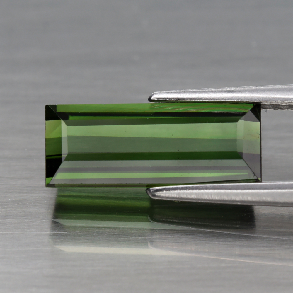 Genuine 100% Natural Green Tourmaline 1.69ct 11.0 x 4.5mm Baguette Cut IF Clarity
