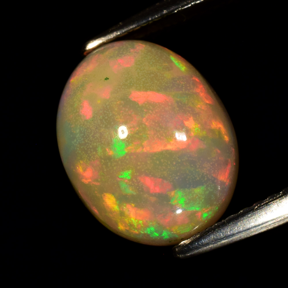 Genuine 100% Natural White Opal 3.12ct 12.0 x 9.5mm Cabochon Oval Semi-Translucent