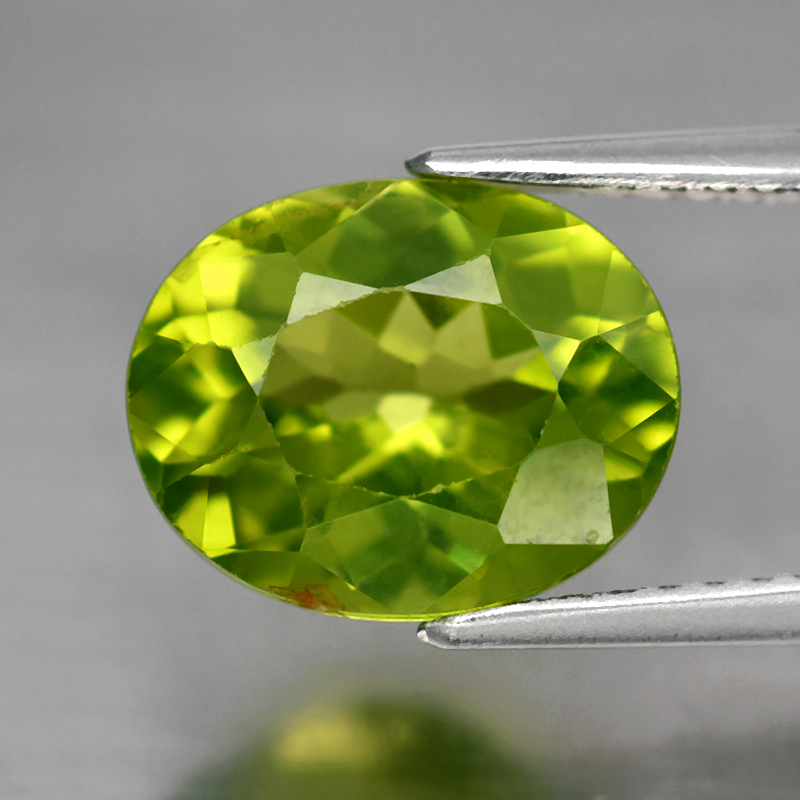 Genuine 100% Natural Peridot 3.08ct 10.0x8.0x5.2mm SI1 Burma