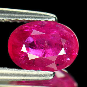 Genuine 100% Natural Ruby 1.55ct 8.2 x 5.8mm Tanzania VS1