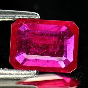 Genuine Ruby 2.15ct 9.1 x 6.9 x 2.8mm Mozambique VS1