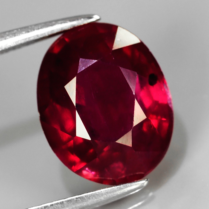 Genuine Ruby 3.53ct 10.0 x 8.0mm Oval SI2 Clarity