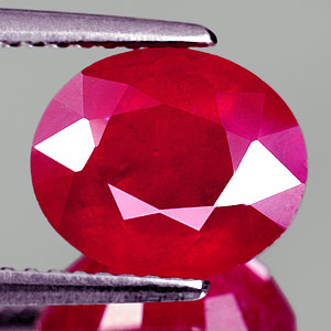 Genuine RUBY 4.05ct 9.9 x 8.3 x 5.3mm Oval