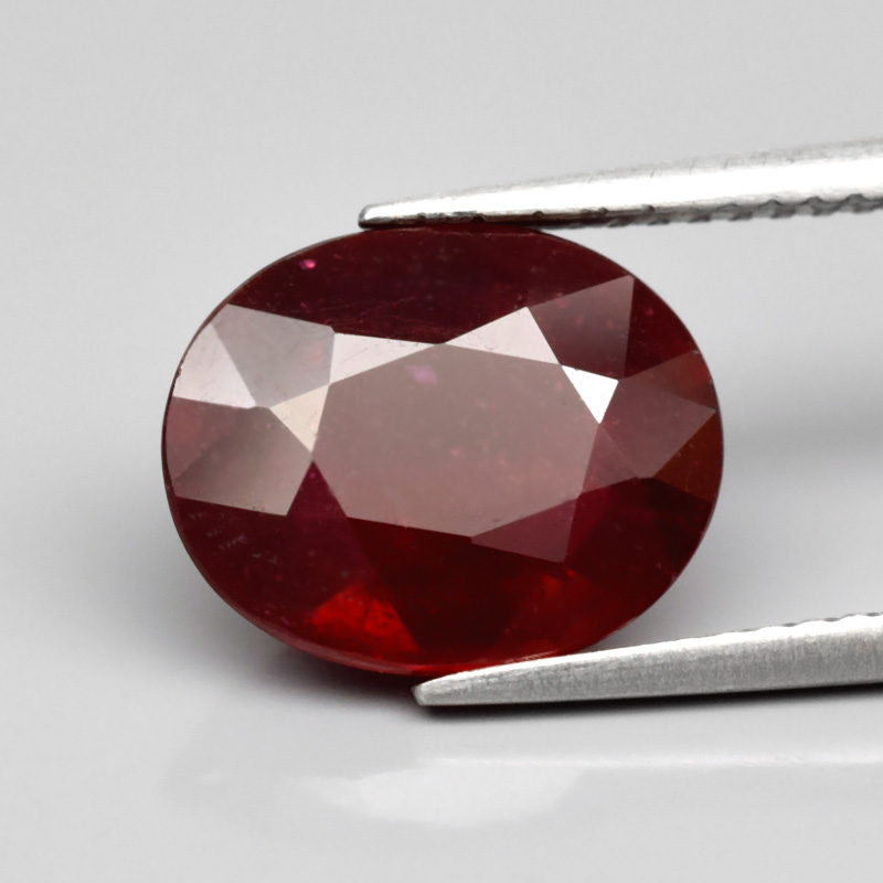Genuine Ruby 4.99ct 11.5x9.3x4.9mm SI2 Mozambique