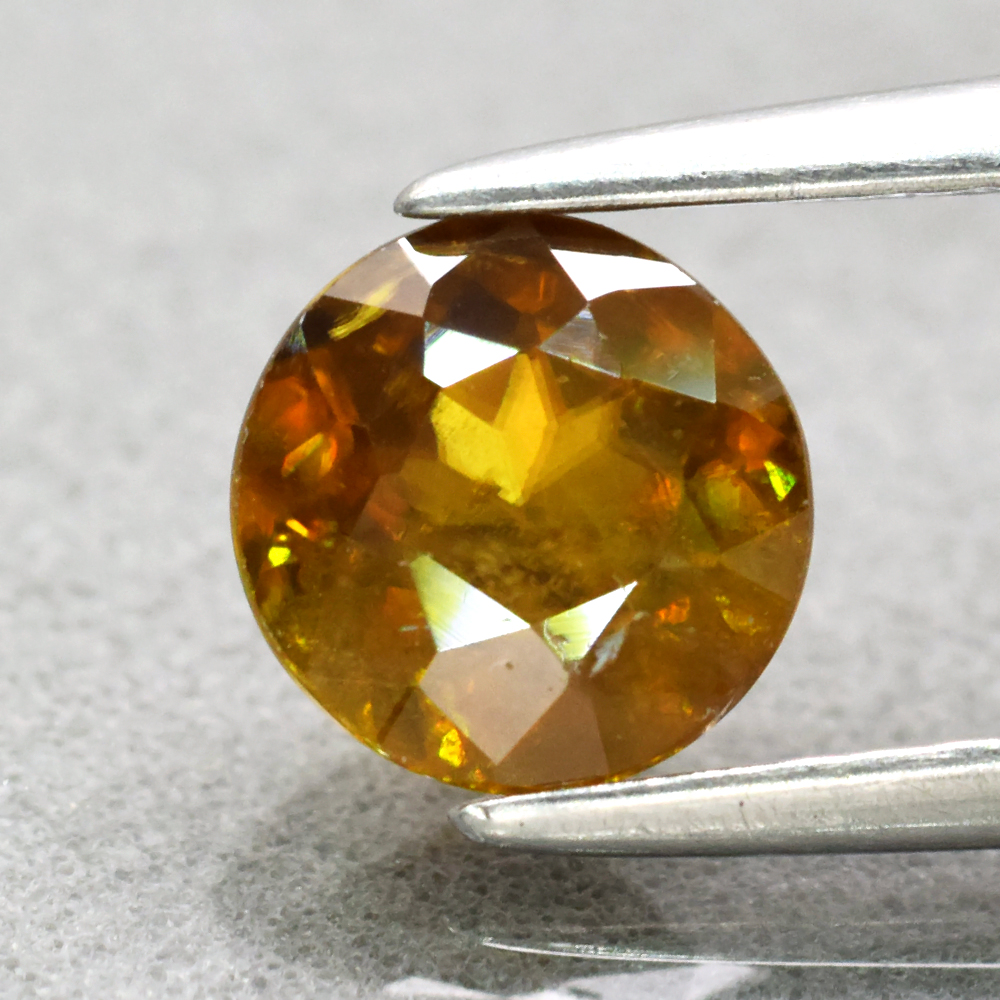 Genuine 100% Natural Sphene 0.87ct 5.8 x 5.8mm Round Cut SI1 Clarity