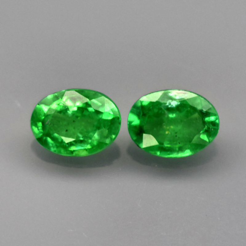 Genuine 100% Natural Tsavorite Garnet (2) .35ct 4.0 x 3.0mm Ovals SI1 Clarity