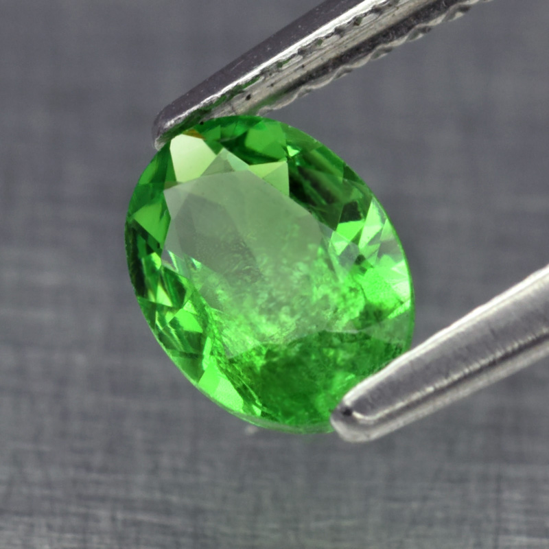 Genuine 100% Natural Tsavorite Garnet .73ct 7.0 x 5.0mm Oval SI1 Clarity