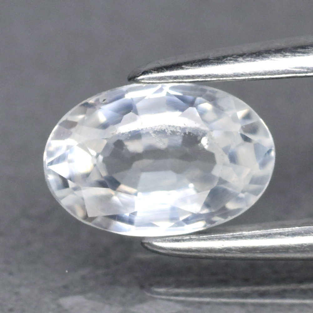 Genuine 100% Natural White Sapphire .60ct 6.0 x 4.0mm Oval VS Clarity 