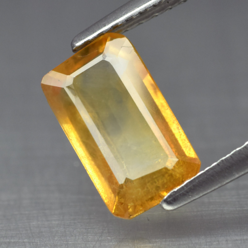 Genuine Yellow Sapphire 1.73ct 9.5x5.3x2.6mm SI1 Thailand